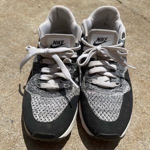 Nike Air Max 1 Ultra Flyknit 'White Black